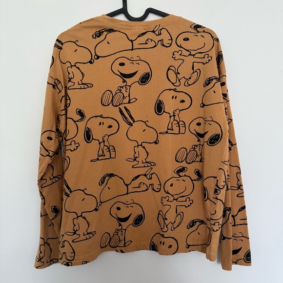 Zara Brown Long Sleeve Tee with Peanuts Print - Picture 2 of 3
